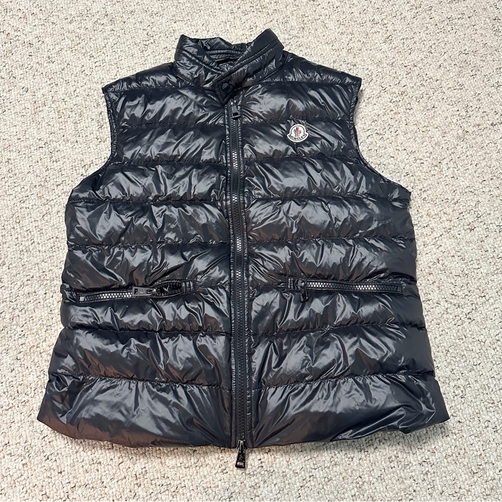 Moncler Inspired Women's Black Puffer Full Zip Vest